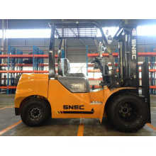 hot sale diesel fork lift truck 3.5ton with Japan engine / FD35 forklift